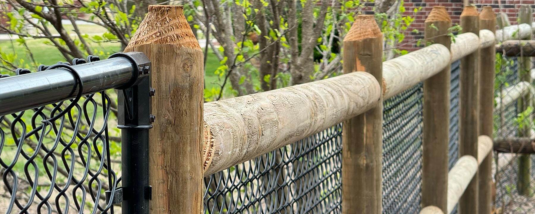 Round Rail fence installed in Owasso, OK