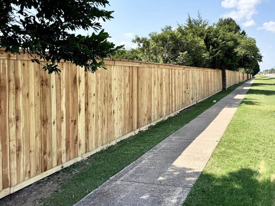 Commercial fence contractor